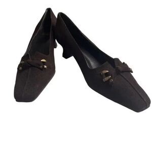 Stuart Weitzman 9 N Brown Suede Low Heel Pumps